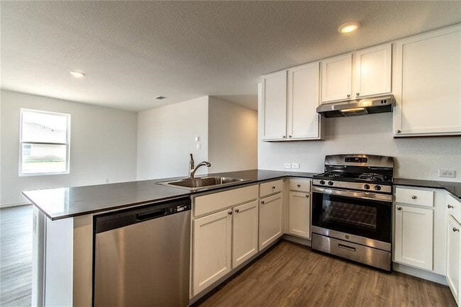 Building Photo - 2302 Medusa Dr