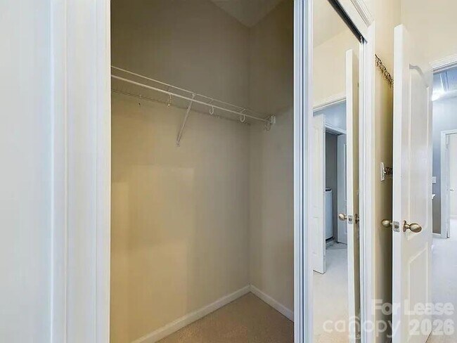 Building Photo - 11457 Dixie Glen Dr