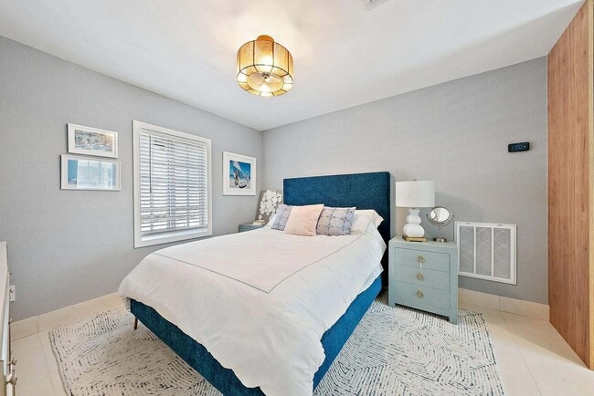 Building Photo - 3211 Washington Rd