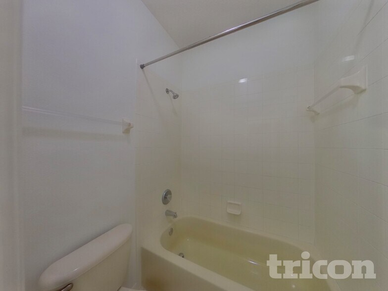 Building Photo - 10215 Cypress Knee Cir