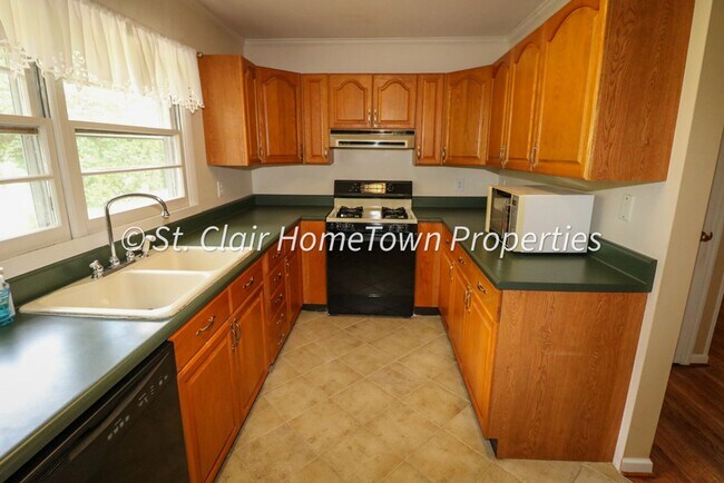 Building Photo - Cozy Home in Odenville