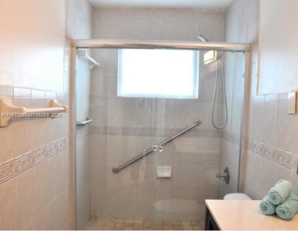 Building Photo - 2401 SW 31st Ave