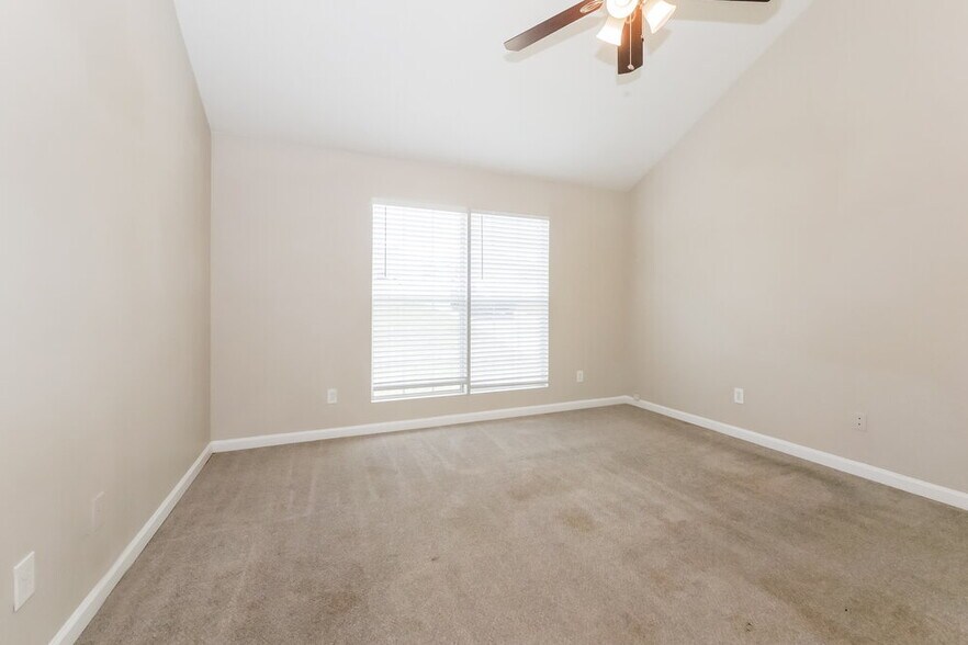 Building Photo - 11157 Weeping Willow Pl