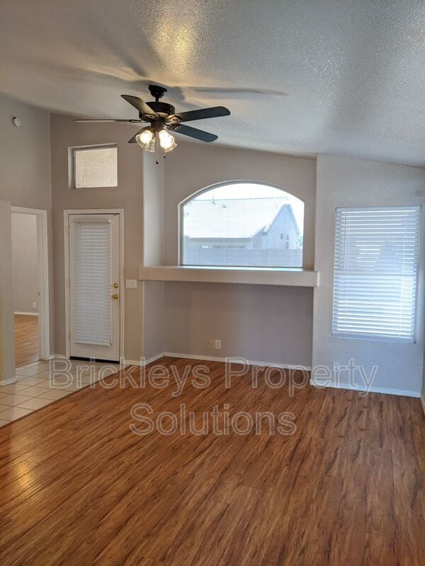 Building Photo - 1941 E Tulsa St