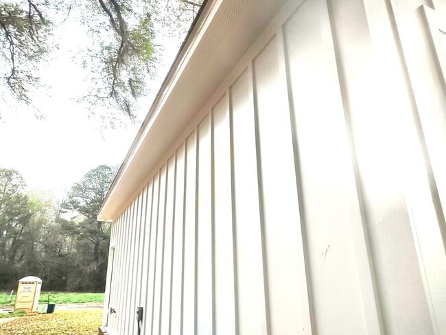 Building Photo - Great Property In Southwood!