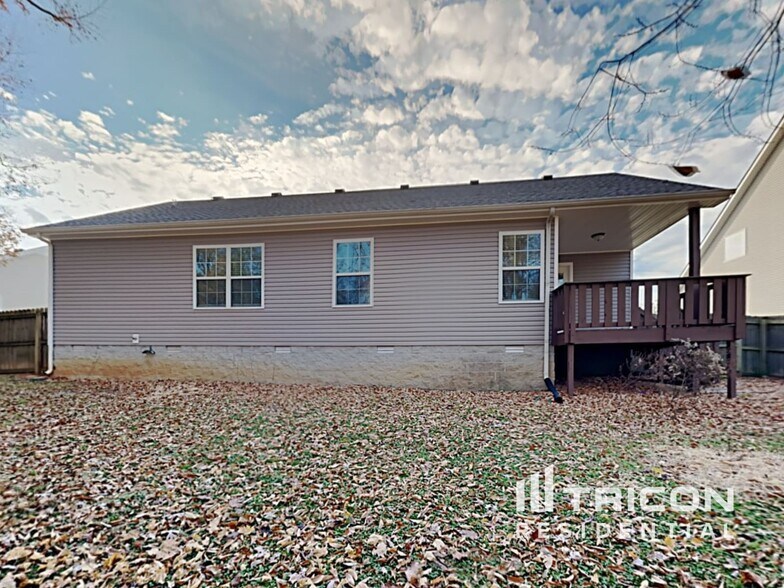 Building Photo - 1517 Reasons Drive