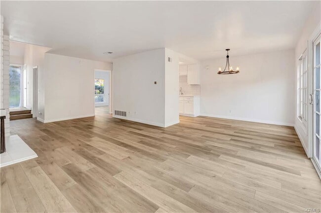 Building Photo - 2646 Vista Del Oro