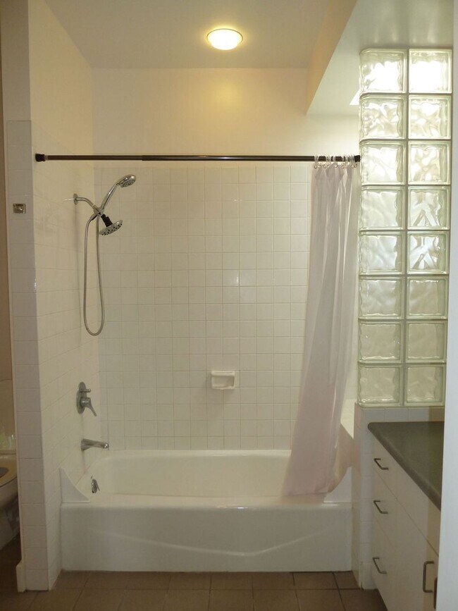 Building Photo - 4233asie