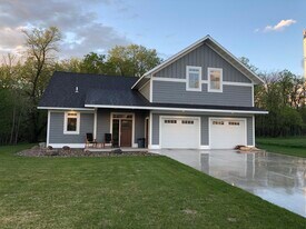 Building Photo - 1216 Bay Ridge Dr