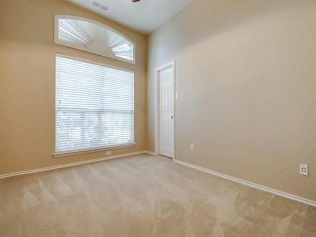 Building Photo - 12770 Swan Lake Dr