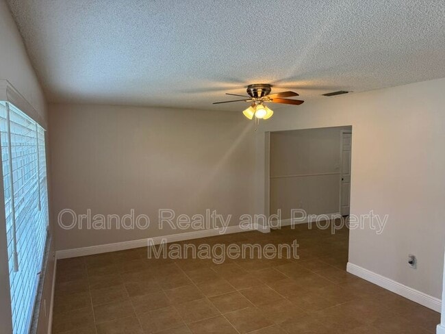 Building Photo - 105 Shomate Dr