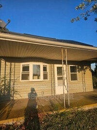 Building Photo - 178 Church St