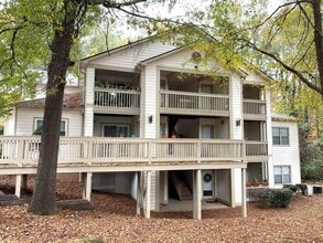 Building Photo - T.R. Lawing Realty Property