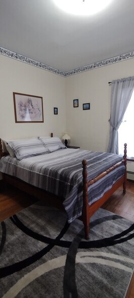 Building Photo - 36 Underwood Ave