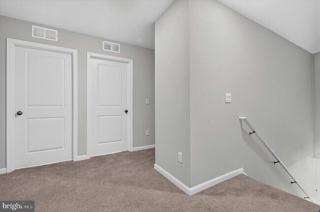 Building Photo - 3155 White Tail Dr