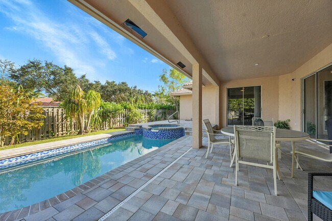 Building Photo - 13620 Folkestone Ct