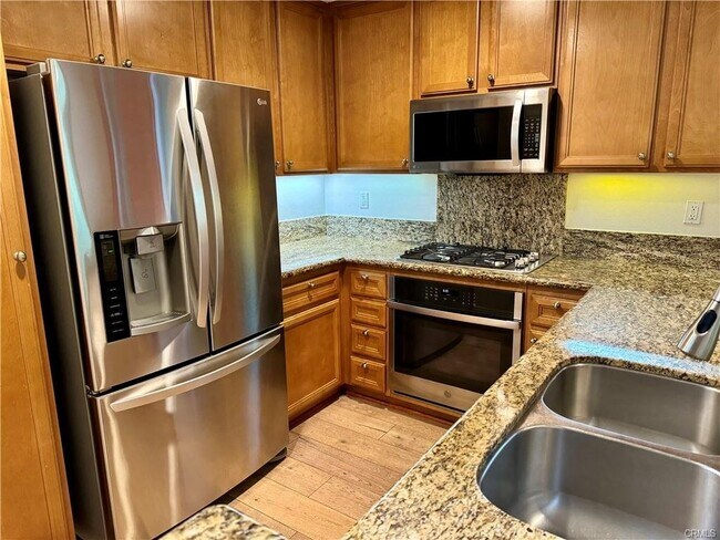 Building Photo - 238 Coral Rose, Irvine, CA 92603 - 3 BR 3 ...