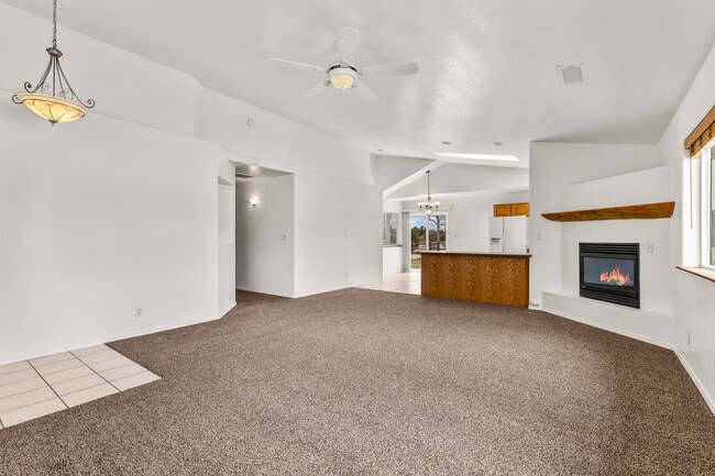 Building Photo - 8650 La Mancha Ln