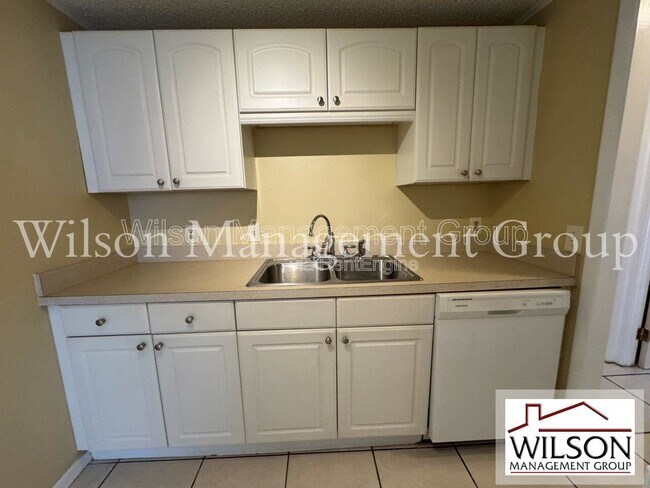 Building Photo - 359 Chaucer Ct