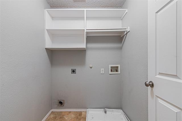 Building Photo - 4640 Springway Ln