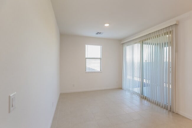 Building Photo - 25258 N 144th Dr