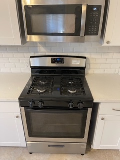 New gas stove and oven - 3731 46th St