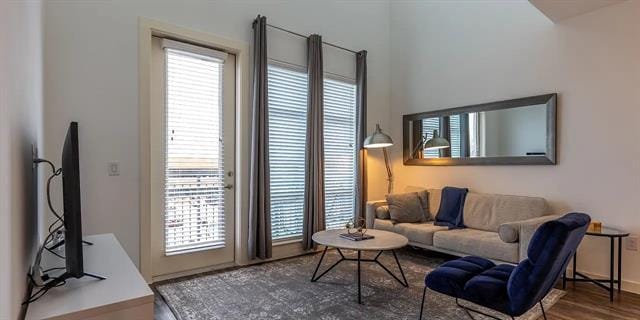 Building Photo - 1000 Fort Worth Ave