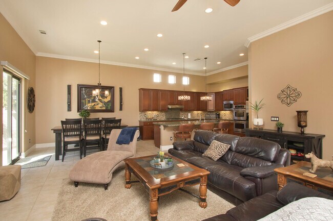 Building Photo - 57669 Santa Rosa Trail