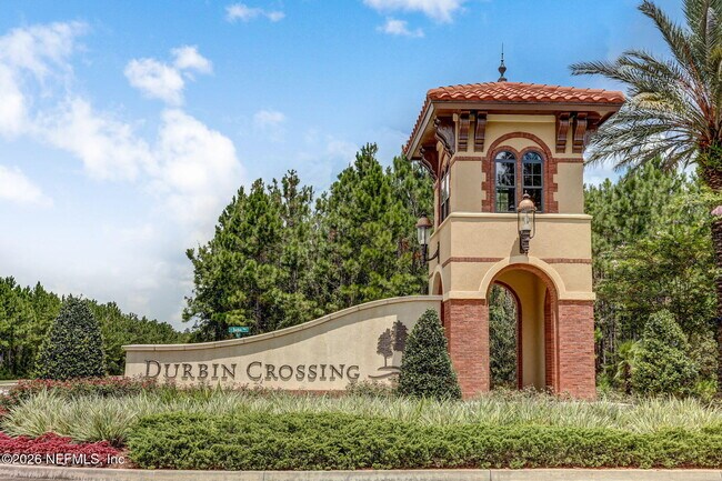Building Photo - 470 Servia Dr