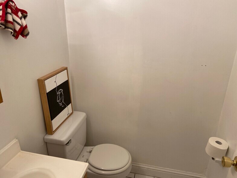 Building Photo - 61 S Huntington Ave