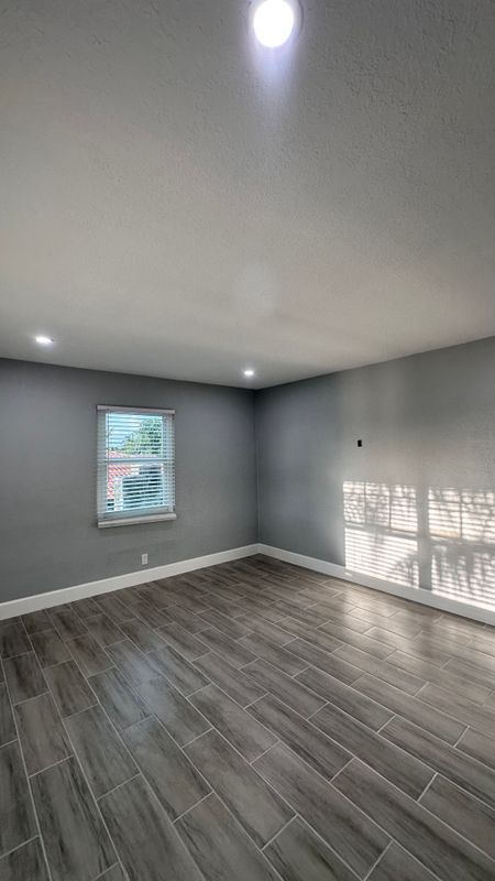 Building Photo - 1134 Woodbine Rd