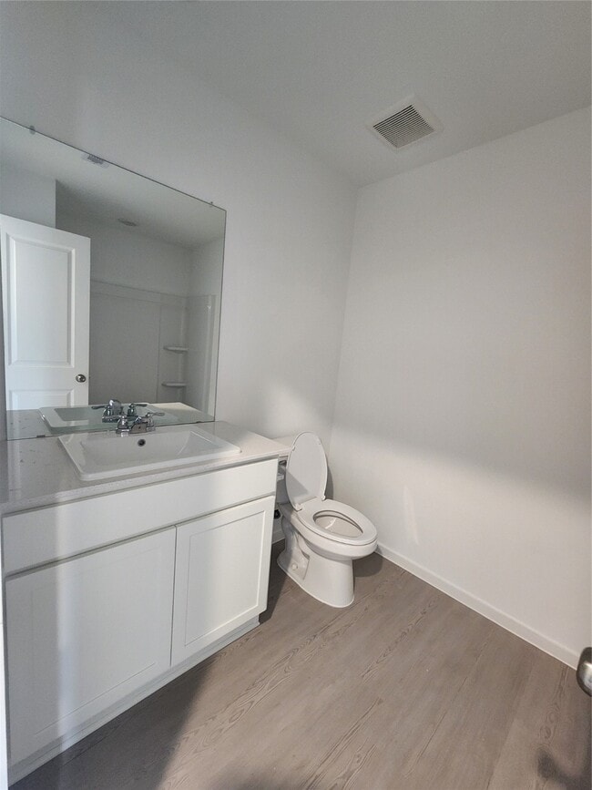 Building Photo - 1615 Winwood Dr
