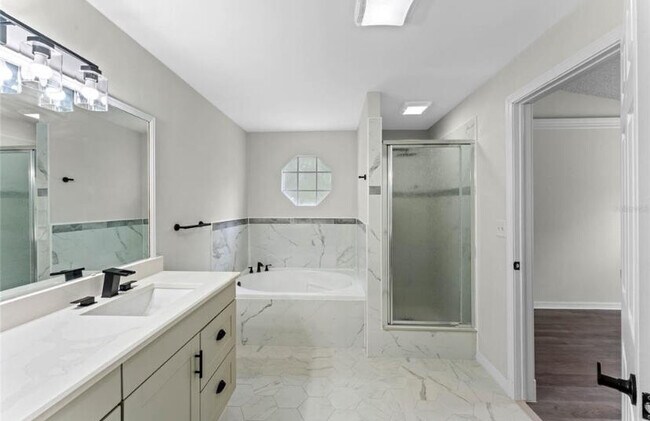 Building Photo - 613 Antelope Ln