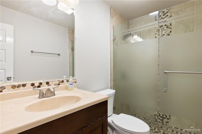 Building Photo - 15 S 27th St