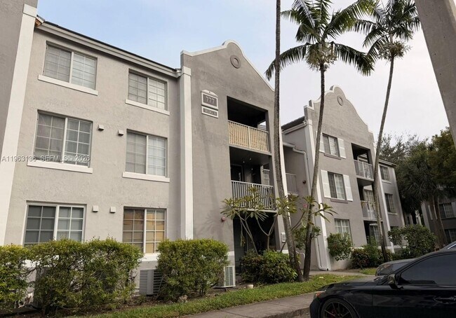 Building Photo - 777 SW 111th Way