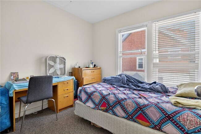 Building Photo - 303 Cornell St