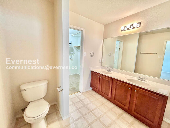 Building Photo - 7232 Jurassic Dr