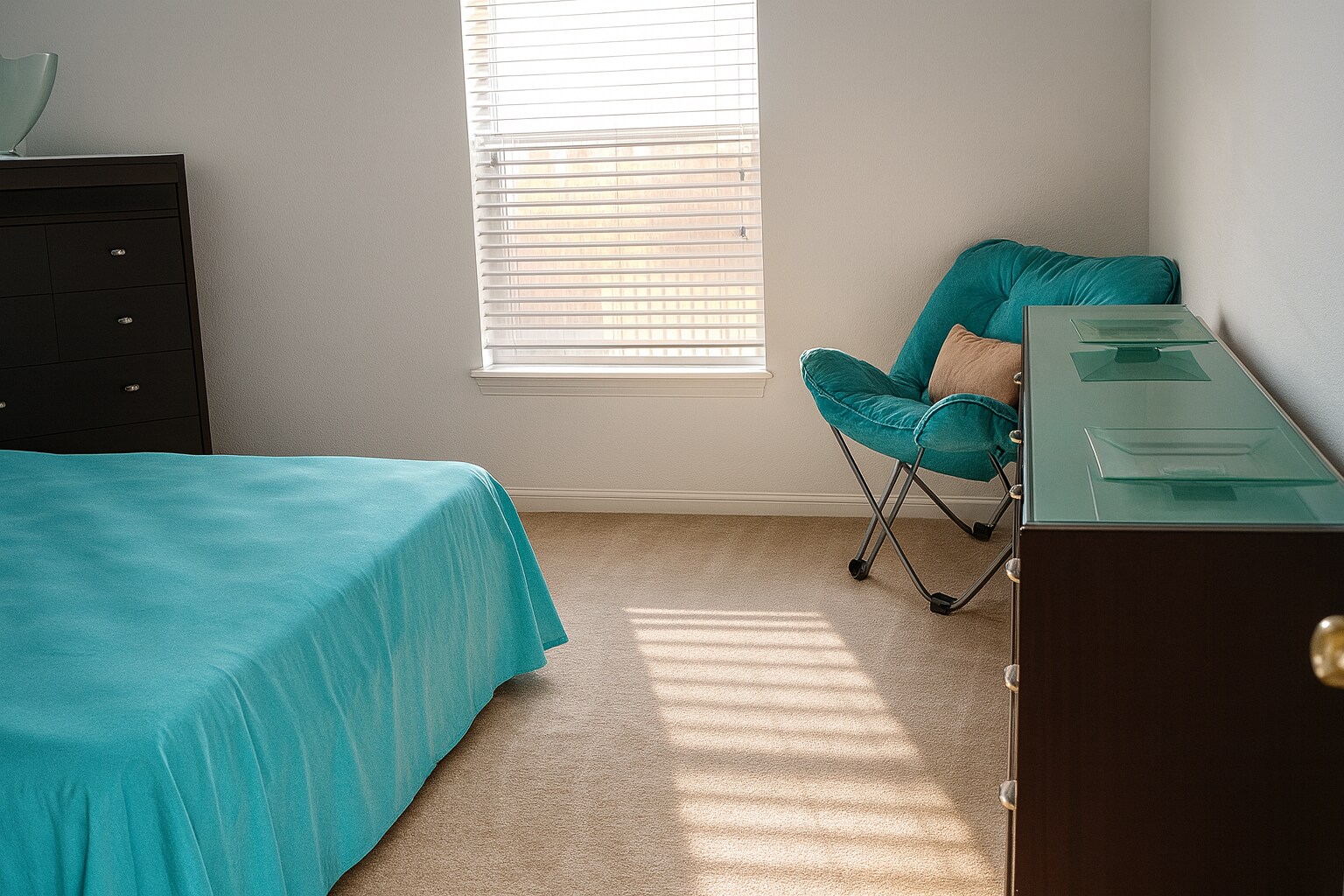 Bedroom - 981 SW McElroy Ave