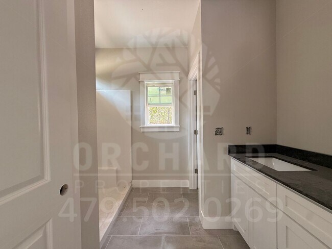 Building Photo - 25 Sorbie Dr