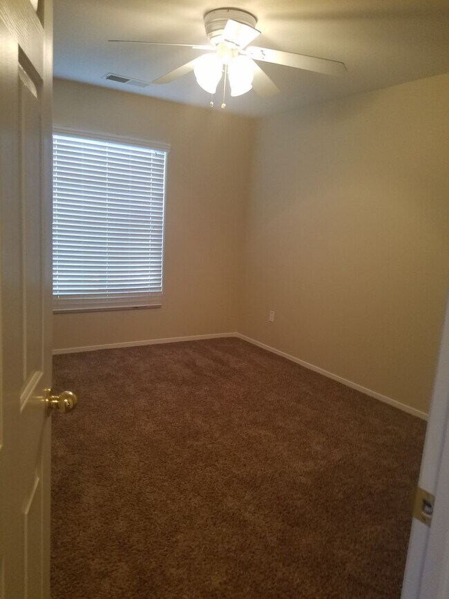 Building Photo - 6309 Lost Peak Ct