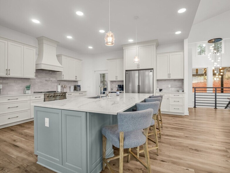 Building Photo - 198 Amberwood Pl