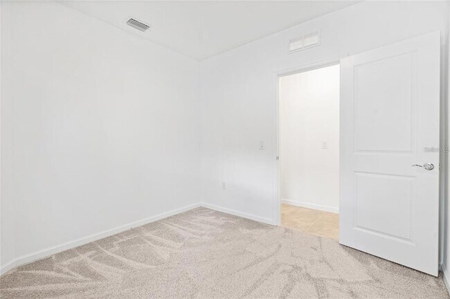 Building Photo - 6560 Silverstar Dr