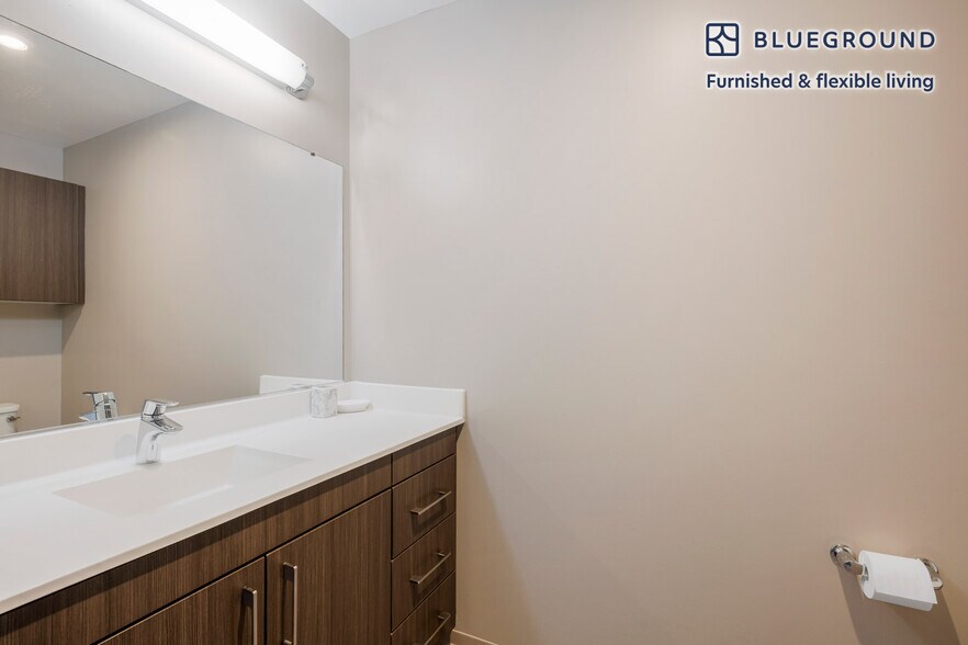 Building Photo - 1 Nashua St