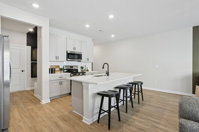 Building Photo - The Towns at Braselton