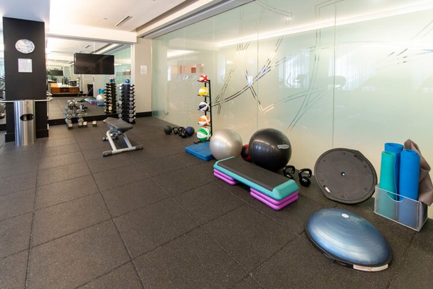 Building Photo - 437 E 49th St