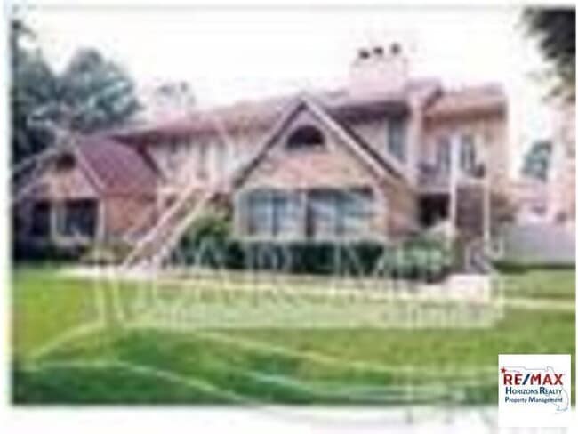Primary Photo - Centrally located condo with pool!