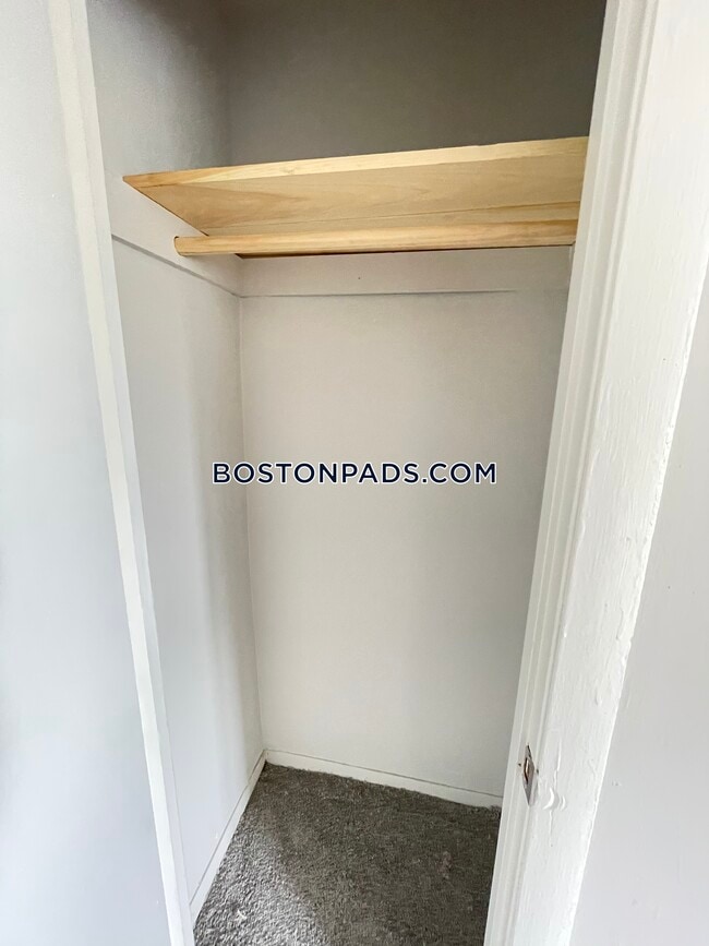 Building Photo - 231 Harrison Ave