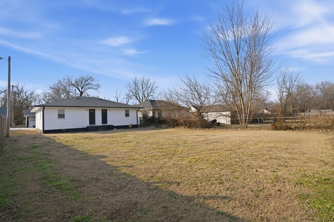 Building Photo - 522 N Park Ave