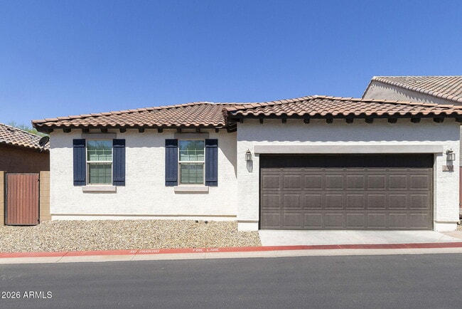 Building Photo - 2930 N Raven