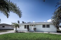 Building Photo - 3407 Conway Blvd